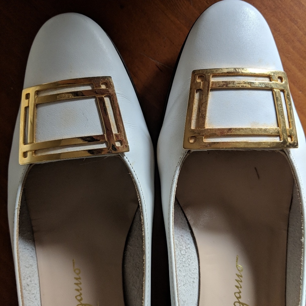 Classic Salvatore Ferragamo Kitten Heels